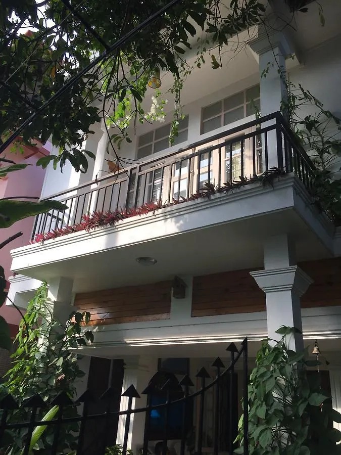 Hotell Nathans Holiday Home Kochi