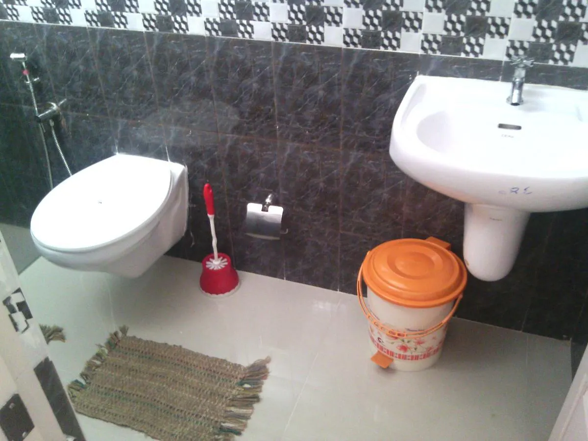 Nathans Holiday Home Kochi 2*,